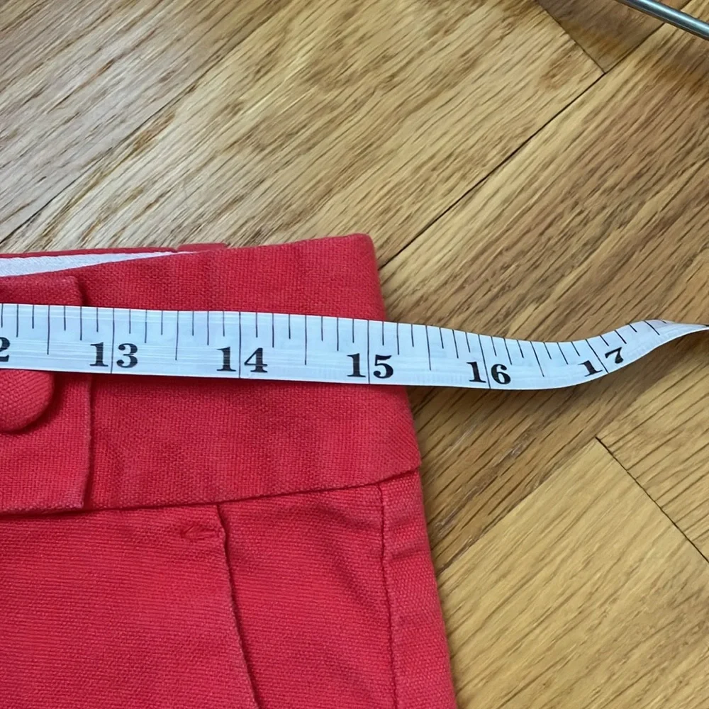 Banana Republic Women’s Cotton Shorts Red Size 4